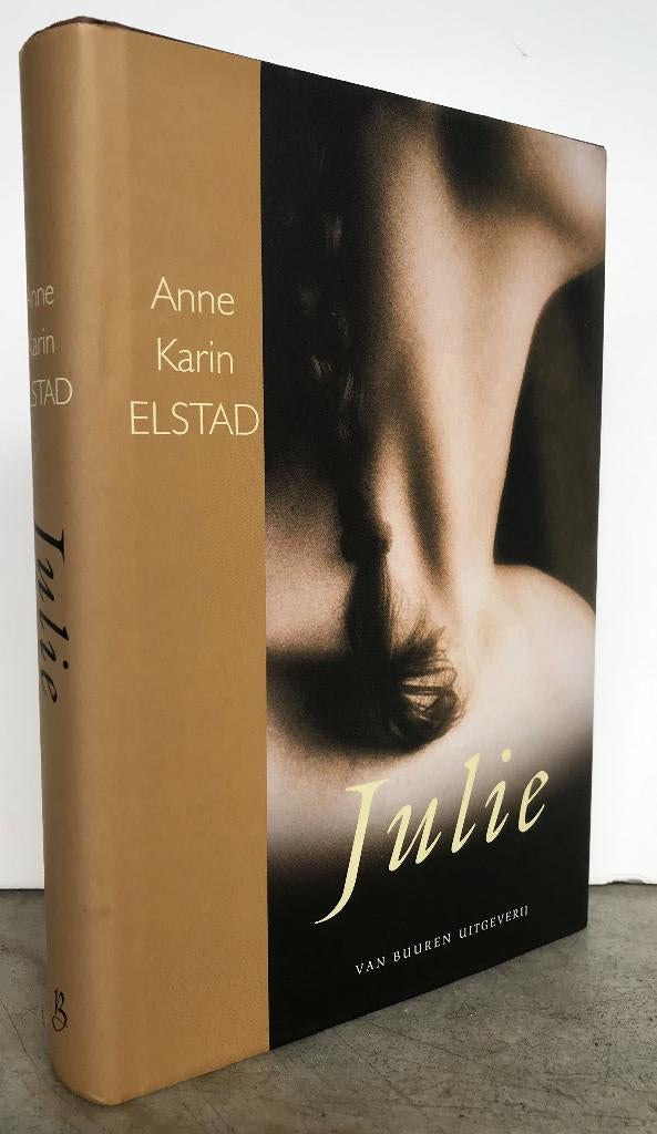 Elstad, Anne Karin - Julie (2002 1e dr.), Boeken, Literatuur, Nieuw, Ophalen of Verzenden