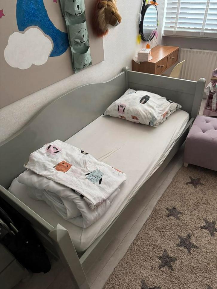 Peuterbedje (  70x140/150) Ikea, Kinderen en Baby's, Kinderkamer | Bedden, Zo goed als nieuw, Minder dan 140 cm, 70 tot 85 cm