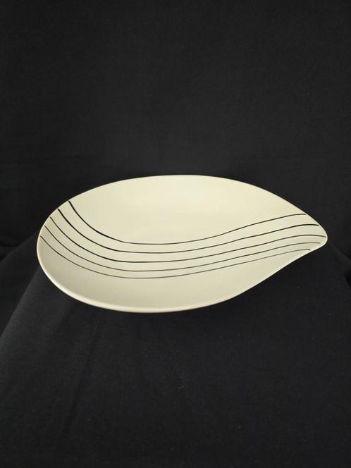 Prachtig vintage design schaal, Wim Visser Sphinx, P. Regout, Antiek en Kunst, Antiek | Keramiek en Aardewerk, Ophalen of Verzenden