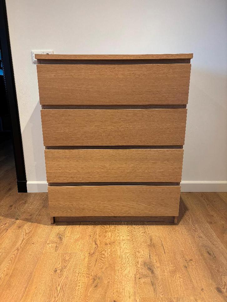 Te koop: IKEA MALM ladekast 4 lades eikenfineer, Huis en Inrichting, Kasten | Ladekasten, Zo goed als nieuw, Minder dan 100 cm