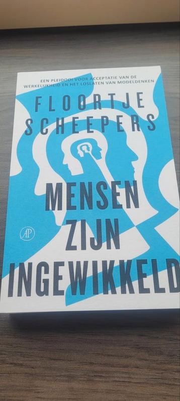 Floortje Scheepers - Mensen zijn ingewikkeld beschikbaar voor biedingen