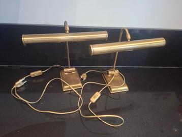 Twee vintage messing bureaulampen beschikbaar voor biedingen