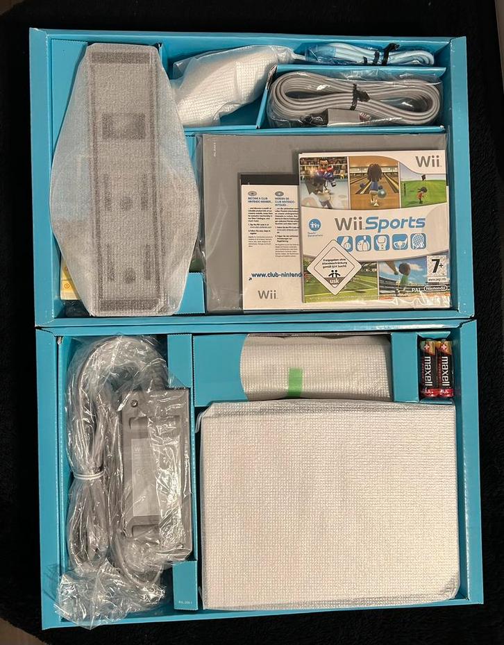 NIEUWE Nintendo Wii Sports Bundel In Doos, Spelcomputers en Games, Games | Nintendo Wii, Nieuw, Sport, 3 spelers of meer, Vanaf 3 jaar