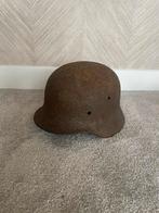Duitse WOII Stahlhelm - Origineel, Verzamelen, Ophalen of Verzenden, Overige soorten, Duitsland, Helm of Baret