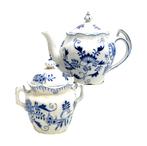 Louis Regout - Zwiebelmuster - Theepot en suikerpot