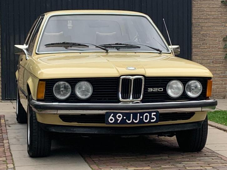BMW 3-Serie 2.0 320  E21   1976 Beige NL auto, Auto's, BMW, Particulier, 3-Serie, Benzine, Hatchback, Handgeschakeld, Origineel Nederlands