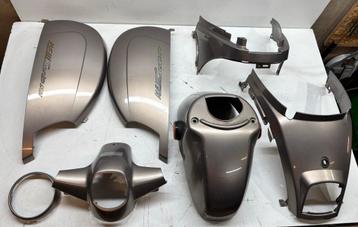 Veel onderdelen Kymco New Sento 2015 4T injectie beschikbaar voor biedingen