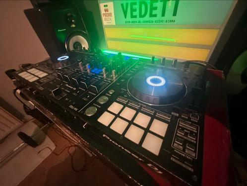 Pioneer ddj-rx dj controller (evt met pioneer s-dj80x), Muziek en Instrumenten, Dj-sets en Draaitafels, Zo goed als nieuw, Pioneer