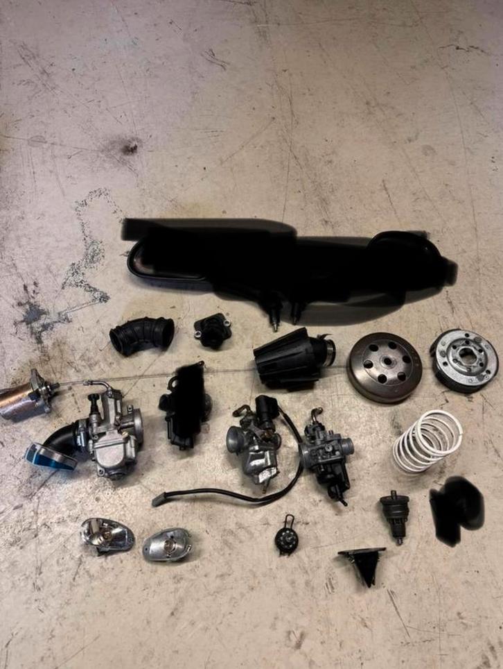 Diverse piaggio onderdelen zip/gilera, Fietsen en Brommers, Brommeronderdelen | Scooters, Zo goed als nieuw, Piaggio, Carburateur