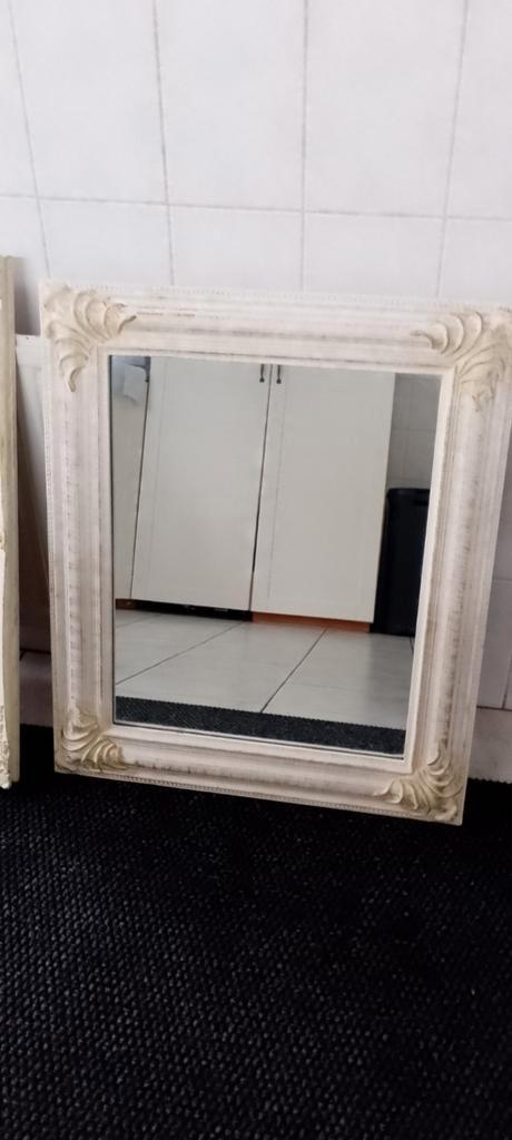 Mooie Spiegel met Sierlijke Lijst, Huis en Inrichting, Woonaccessoires | Spiegels, Zo goed als nieuw, Minder dan 50 cm, Minder dan 100 cm