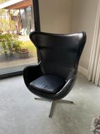 Fauteuil model Egg Chair van Arne Jacobsen, Ophalen of Verzenden, Gebruikt, Leer, 75 tot 100 cm