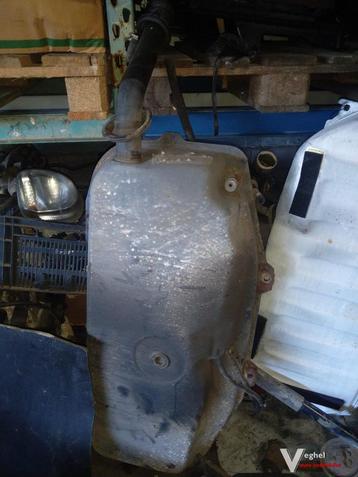 diesel tank W124 staion 1990  beschikbaar voor biedingen