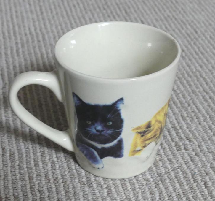 Siaki senseo kattenmokje kleine kattenbeker, Huis en Inrichting, Keuken | Servies, Gebruikt, Kop(pen) en/of Schotel(s), Overige stijlen