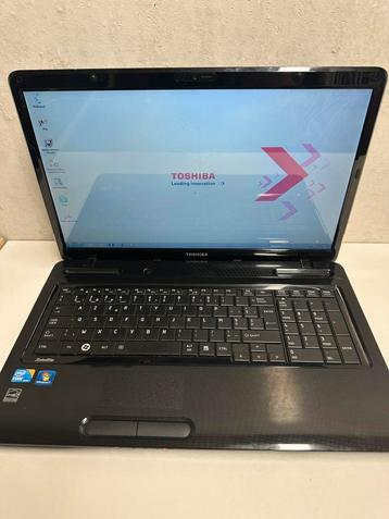 Toshiba Satelite 17.3 inch laptop beschikbaar voor biedingen