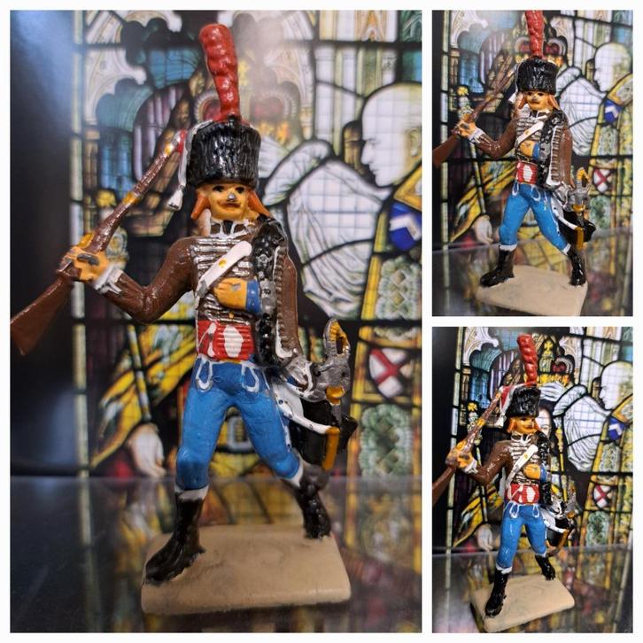 Starlux no. 004 Huzaar 2e Reg. Comp. Elité Napoleon 1/32, Hobby en Vrije tijd, Modelbouw | Figuren en Diorama's, Zo goed als nieuw