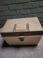 Te koop 70 jaren naaibox met heel veel inhoud, Huis en Inrichting, Ophalen of Verzenden, 50 tot 75 cm