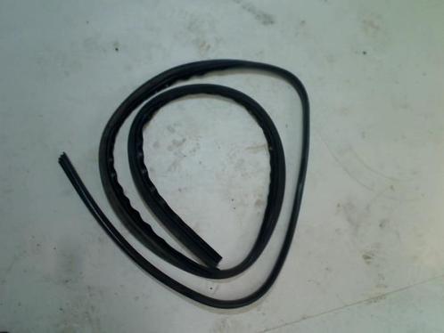 Portierrubber 4Deurs links-achter van een Renault Twingo, Auto-onderdelen, Carrosserie en Plaatwerk, Renault, Gebruikt, 3 maanden garantie
