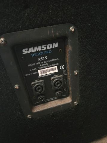 Samson rs15 speakers beschikbaar voor biedingen