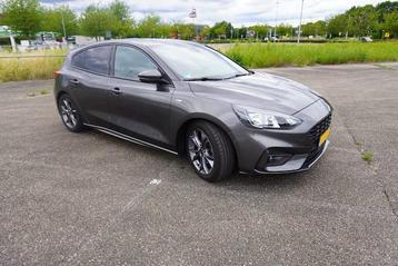 Full Option Ford Focus 1.0 Ecoboost2019  ST line winterpack beschikbaar voor biedingen