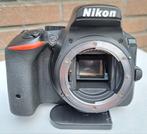 Nikon D5500 body ZGAN 11820 clicks (evt + 18-55 lens), Audio, Tv en Foto, Fotocamera's Digitaal, Spiegelreflex, Ophalen of Verzenden