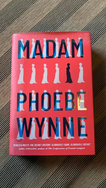 Madame - Phoebe Wynne beschikbaar voor biedingen