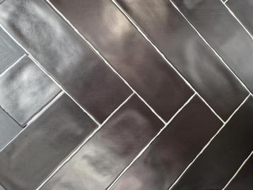 Maria Negro Mate tegels 7,5cm x 30cm beschikbaar voor biedingen