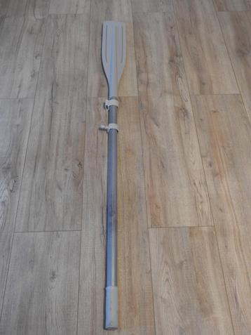 Peddel van aluminium en kunststof. In orde. Lengte 161 cm.  beschikbaar voor biedingen