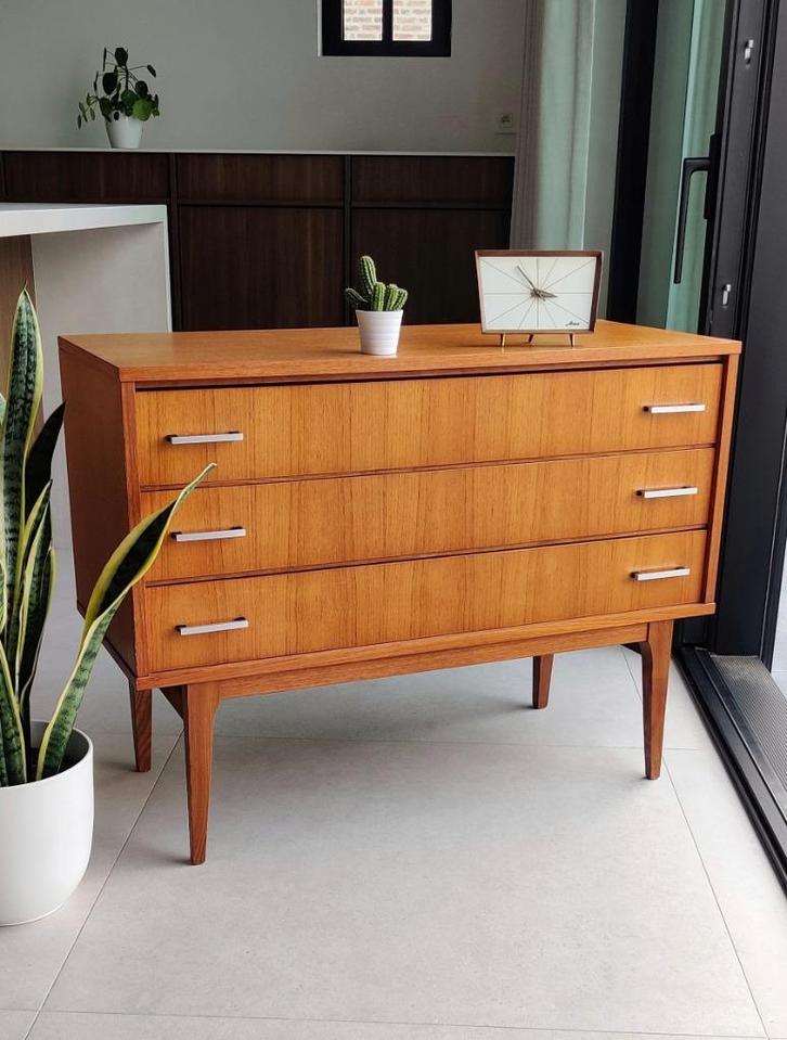 Prachtige vintage teakhouten ladekast, Huis en Inrichting, Kasten | Ladekasten, Zo goed als nieuw, Minder dan 100 cm, 50 tot 100 cm