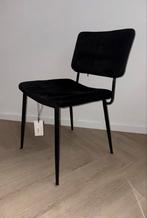 Eetkamerstoelen WOOOD KAAT 2x , zwart,  (hxbxd) 46x44x43 cm, Ophalen, Zo goed als nieuw, Zwart, Stof