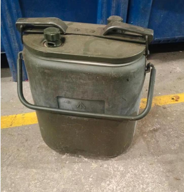 leger koelbox, Verzamelen, Militaria | Algemeen, Landmacht, Kist of Geocache, Nederland, Ophalen