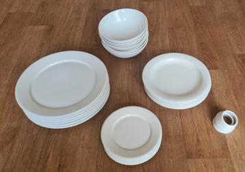 Arabia Finland Servies, 25-delig (ook per onderdeel te koop) beschikbaar voor biedingen