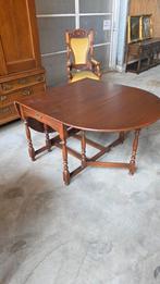 Engelse hangoor tafel, Ophalen