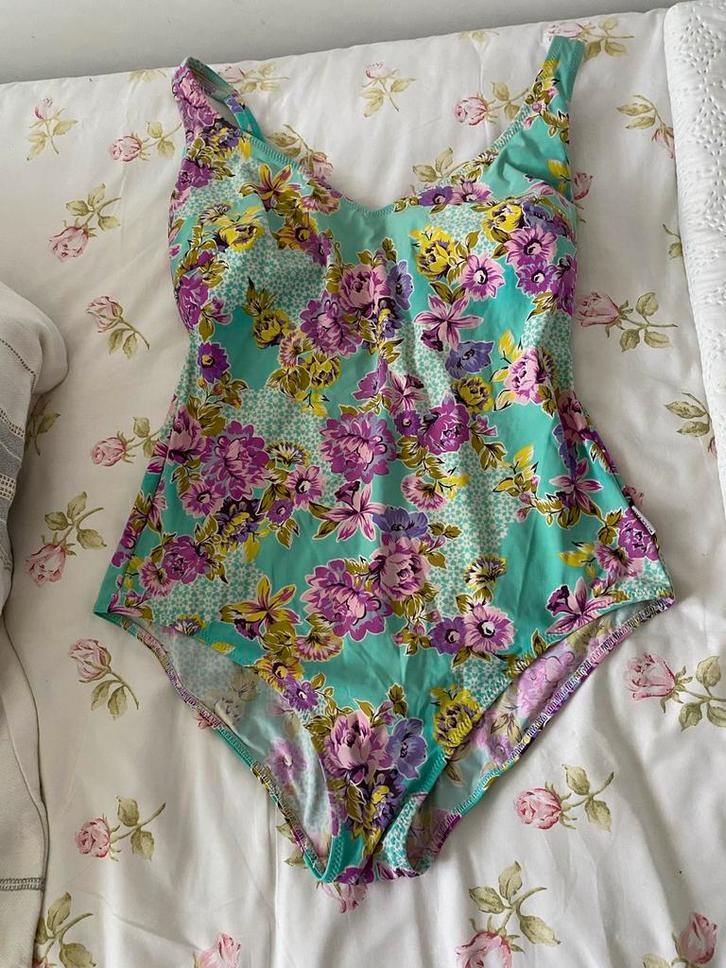 Rosa Faia Badpak Bloemenprint Maat 42 cup E, Kleding | Dames, Badmode en Zwemkleding, Zo goed als nieuw, Badpak, Overige kleuren