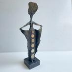 Corry Ammerlaan "Vrouwe Fortuna" euro teken, Antiek en Kunst, Antiek | Koper en Brons, Ophalen of Verzenden, Koper