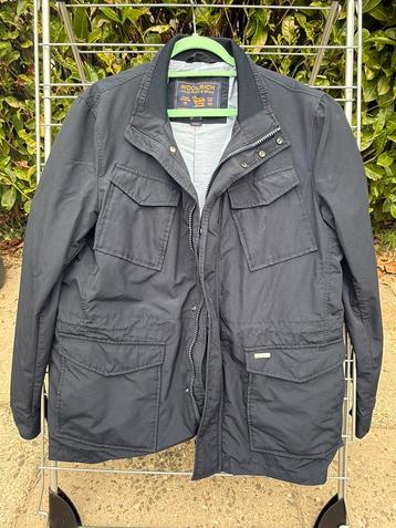Zeer mooie nette zomerjas van Woolrich beschikbaar voor biedingen