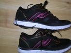 PRO TOUCH ( Zaalschoenen) 38, Kleding | Dames, Ophalen of Verzenden, Zo goed als nieuw, Pro Touch, Sportschoenen