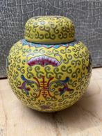 Chinese gele porseleinen Wan Shou Wu Jiang gemberpot, Antiek en Kunst, Ophalen of Verzenden