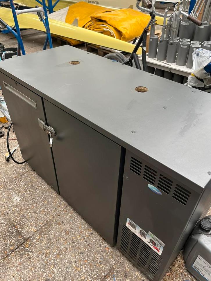 Fustenkoeler horeca, 8x20L fusten, Witgoed en Apparatuur, Vriezers en Diepvrieskisten, Gebruikt, Vrijstaand, Vrieskast, 85 tot 120 cm
