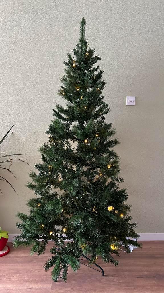 Kunstkerstboom 210cm, Diversen, Kerst, Gebruikt, Ophalen