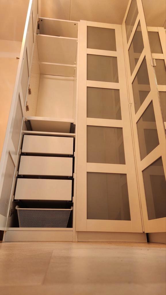 Ikea PAX hoekkast met deuren, Huis en Inrichting, Kasten | Stellingkasten, Zo goed als nieuw, Ophalen of Verzenden