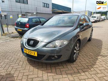 Seat Leon 1.8 TFSI Sport-up AIRCO! LEES TEKST! beschikbaar voor biedingen
