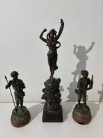 Set van 3 klassieke bronzen beeldjes – Franse stijl, Antiek en Kunst, Ophalen of Verzenden