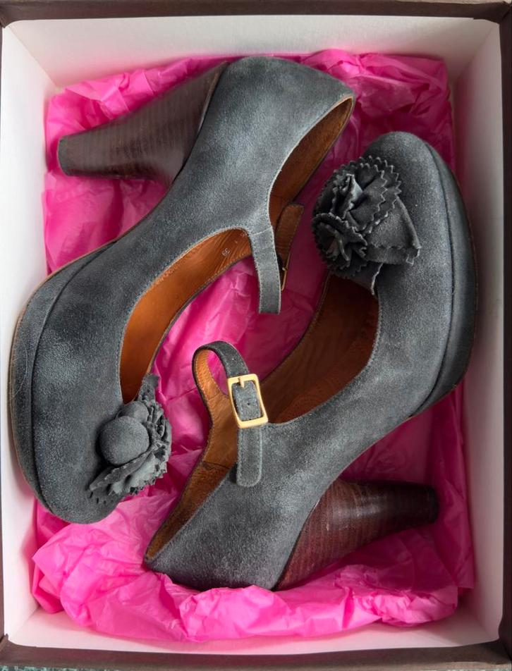 Chie Mihara Blauwgrijs Mt 39 - Zeer Goede Staat!, Kleding | Dames, Schoenen, Zo goed als nieuw, Schoenen met hoge hakken, Grijs