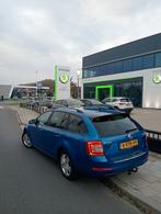 Skoda Octavia 1.6 TDI 81KW Combi 2014 Blauw, Auto's, Voorwielaandrijving, Stof, 4 cilinders, Blauw