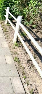 Witte hekjes / afrastering – 18 buizen + 20 palen, Tuin en Terras, Tuinhekken en Hekwerk, Ophalen, Zo goed als nieuw, Kunststof