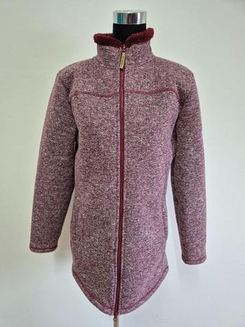V43 - Bordeaurood Adventure Line vest maat 42 (1) beschikbaar voor biedingen