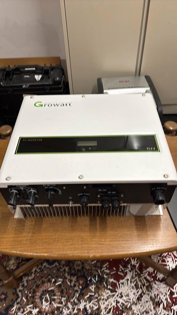 Growatt 4000TL3-S drie Phase Omvormer, Doe-het-zelf en Verbouw, Zonnepanelen en Toebehoren, Gebruikt, Paneel, 200 wattpiek of meer