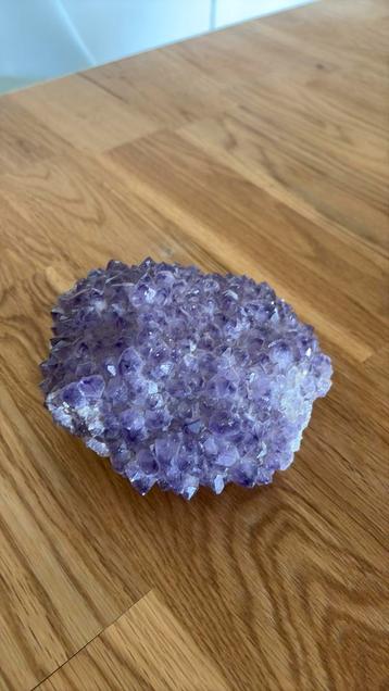 Amethyst beschikbaar voor biedingen