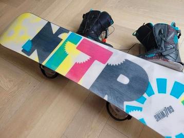 Snowboard Nitro + Snowboardschoenen Burton beschikbaar voor biedingen