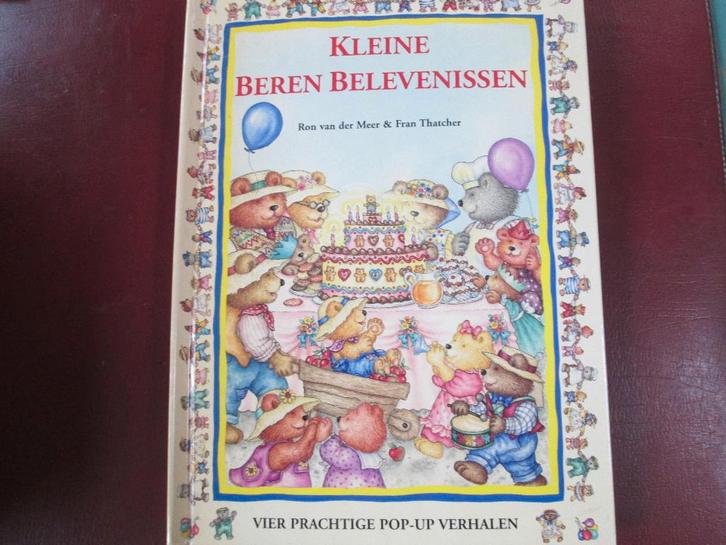 Kleine Berenbelevenissen, pop-up boek, Boeken, Prentenboeken en Plaatjesalbums, Zo goed als nieuw, Prentenboek, Ophalen of Verzenden